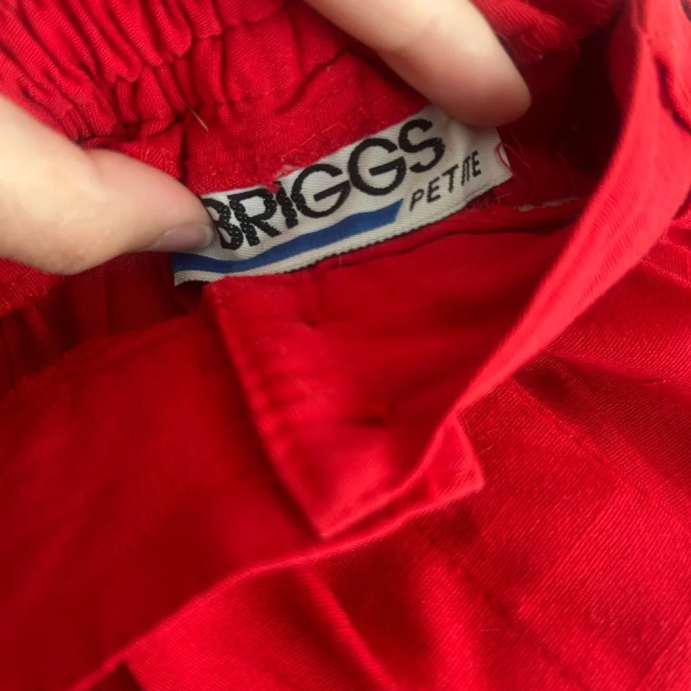 Vintage Red Stretchy Waist Skirt w/ Belt Loops and Pockets By Briggs Petite - Picture 4 of 6